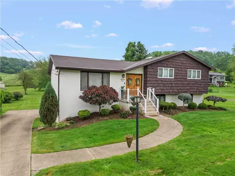 556 Country Club Rd, Washington, PA 15301