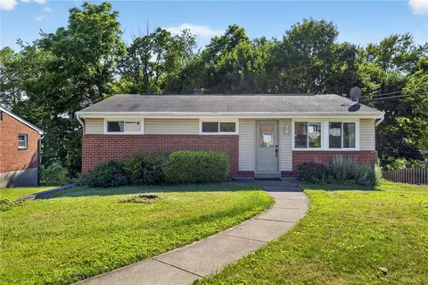 212 Burch Dr, Coraopolis, PA 15108