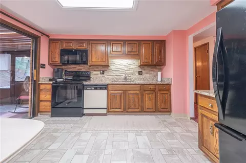 112 Siebert, Pittsburgh, PA 15237 photo 7