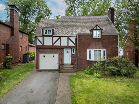 105 Overdale, Pittsburgh, PA 15221