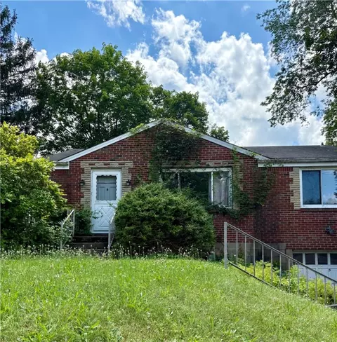 5 Mcmichael Rd, Carnegie, PA 15106