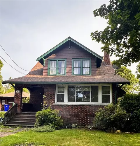 51 N Main St, Greenville, PA 16125
