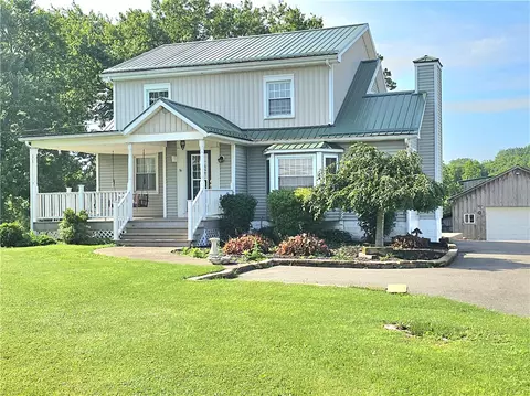 342 Concord Church Rd, Beaver Falls, PA 15010