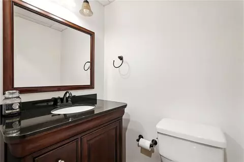 Bath - 275 Jefferson St, Export, PA 15632 photo 6 of 6