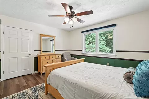 Bedroom - 275 Jefferson St, Export, PA 15632 photo 3 of 6