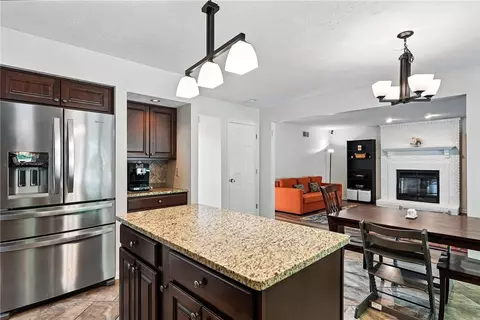 Kitchen - 275 Jefferson St, Export, PA 15632 photo 5 of 5