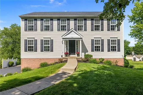 706 Williamsburg Ct, Cranberry Township, PA 16066