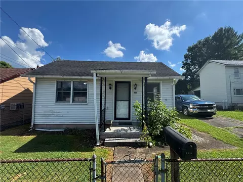 323 Cottage Ave, Masontown, PA 15461