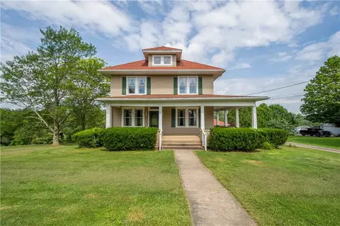 41 Highland Ave, West Alexander, PA 15376
