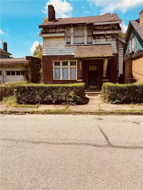 615 Singer Pl, Pittsburgh, PA 15221
