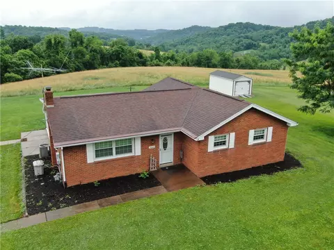 3940 Park Ave, Prosperity, PA 15329
