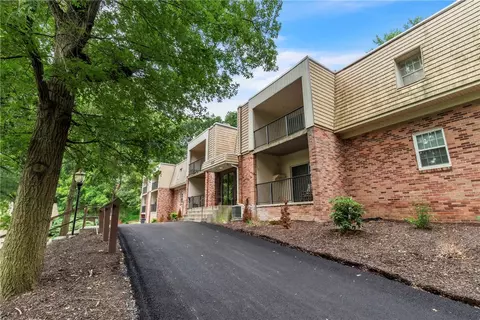 555 Sloop Rd #12, Pittsburgh, PA 15237