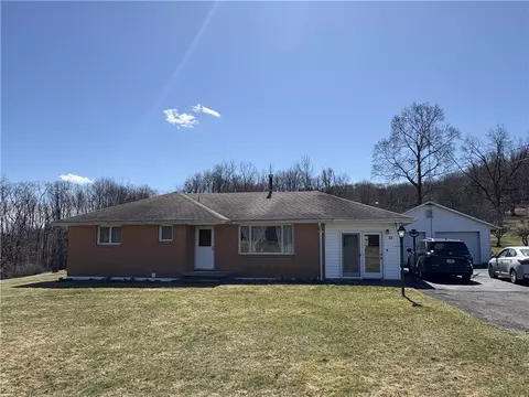 37 Engle Dr, Rochester Mills, PA 15771