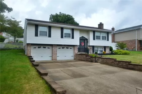 238 Wyngate Rd, Moon Twp, PA 15108
