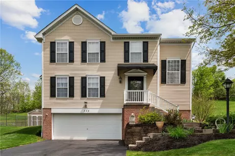 348 Treetop Dr, Canonsburg, PA 15317
