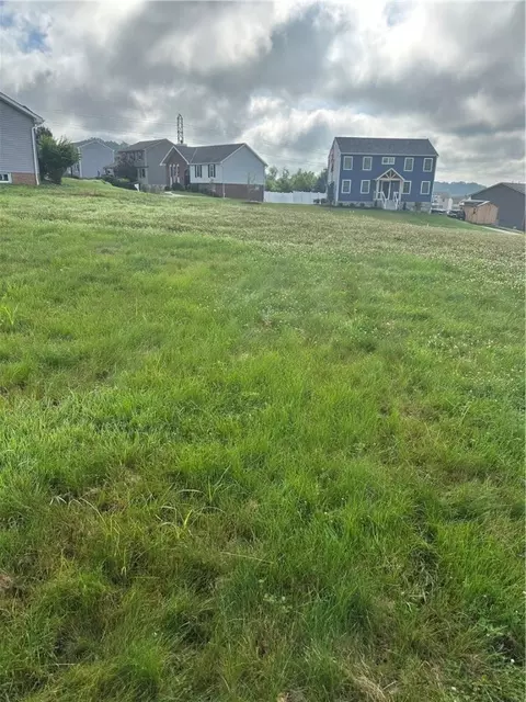 143 Rustic Ridge Rd, Pittsburgh, PA 15239