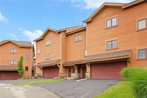 454 Southwind Cir, Champion, PA 15622