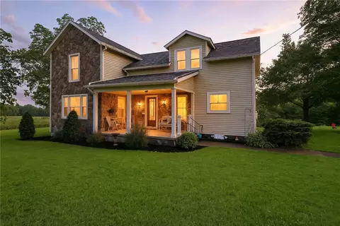 131 Heckman Rd, Fredonia, PA 16124