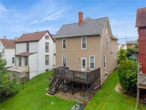 56 1st St, Irwin, PA 15642 photo 24