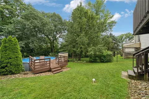 56 1st St, Irwin, PA 15642 photo 23