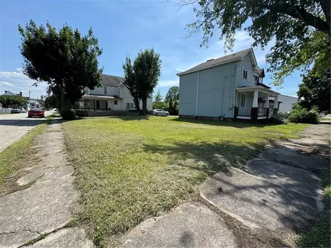 113 Washington Ave, Connellsville, PA 15425