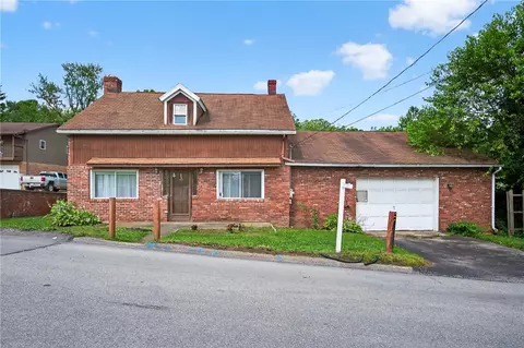 2509 Thomas St, Grapeville, PA 15634