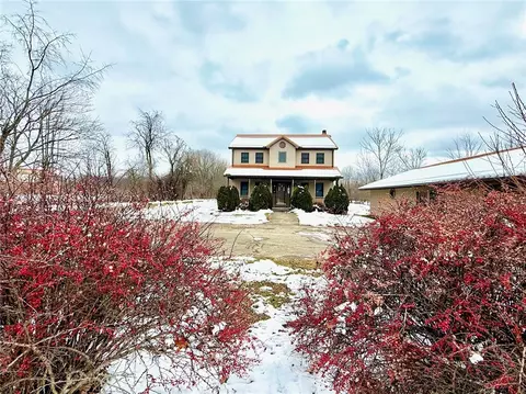 195 Fezell Rd, Freedom, PA 15042