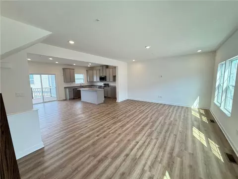 Living - 179 Lockheed Dr, Coraopolis, PA 15108 photo 1 of 2