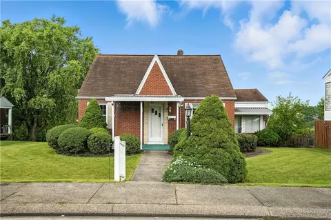 1405 Lincoln St, Monessen, PA 15062