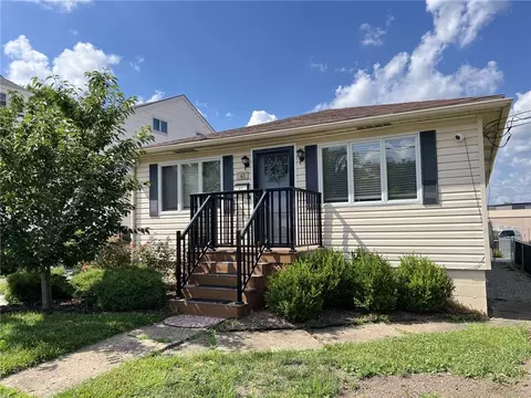 43 Barton Mill Rd, Uniontown, PA 15401