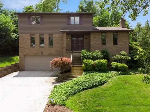 661 Vincent Dr, Irwin, PA 15642