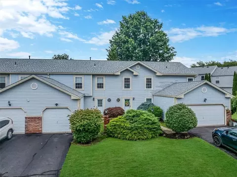1443 Lexington Dr, Lawrence, PA 15055