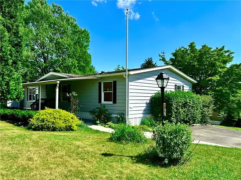 136 York Rd, Cranberry Township, PA 16066