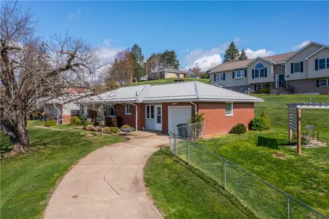 708 Washington St, Bentleyville, PA 15314