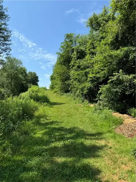 Parcel E Paulownia Dr, Leechburg, PA 15656