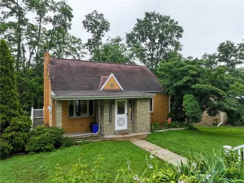Exterior - 246 Maple Dr, Monroeville, PA 15146 photo 2 of 5