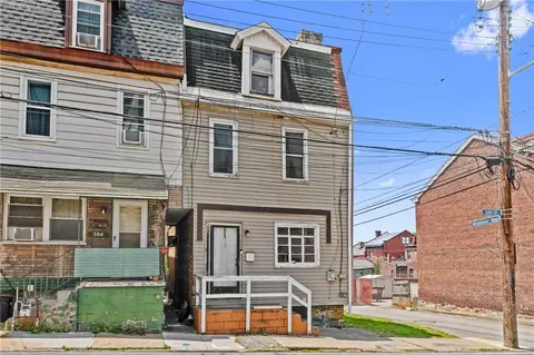 302 38th St, Pittsburgh, PA 15201
