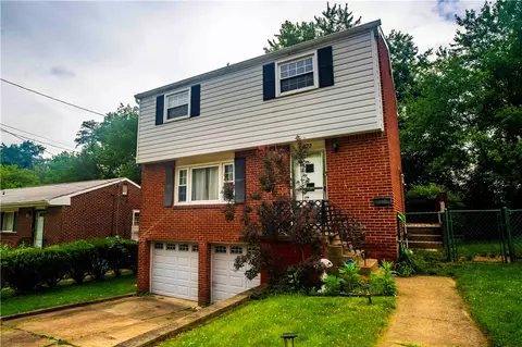 622 National Dr, Pittsburgh, PA 15235