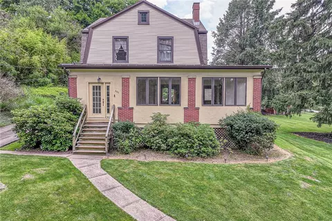 860 W Ingomar Rd, Pittsburgh, PA 15237