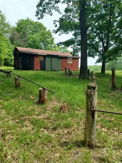 943 Walley Run Dr, Leeper, PA 16233