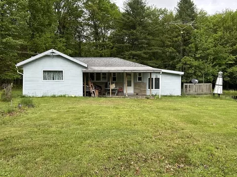 12281 Fisher Rd, Sigel, PA 15860