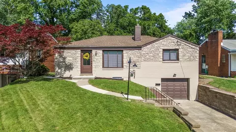 332 Garlow Dr, Pittsburgh, PA 15235