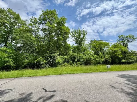lot2 Brodhead Rd, Crescent, PA 15046