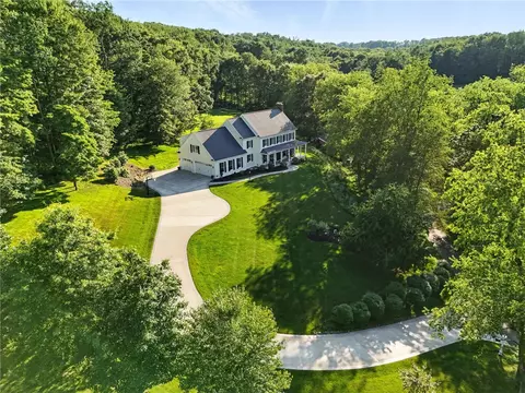 144 Hammond Rd, Mars, PA 16046