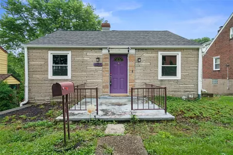 6923 Wilson St, West Mifflin, PA 15122