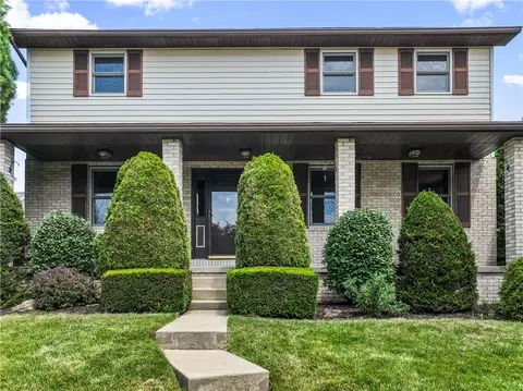 358 Shannon Cir, New Brighton, PA 15066
