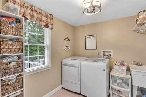 151 Carmella Dr, Irwin, PA 15642 photo 23
