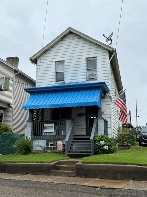 811 Cleveland Ave, Brackenridge, PA 15014