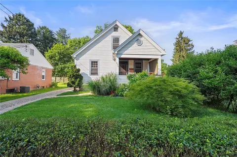 820 Mcdonald St, Sewickley, PA 15143