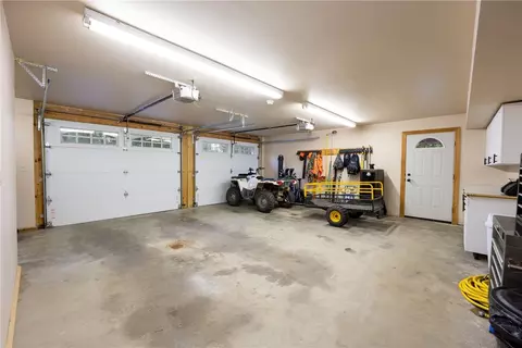 Exterior - 2780 Ipnar Rd, Irwin, PA 15642 photo 8 of 11